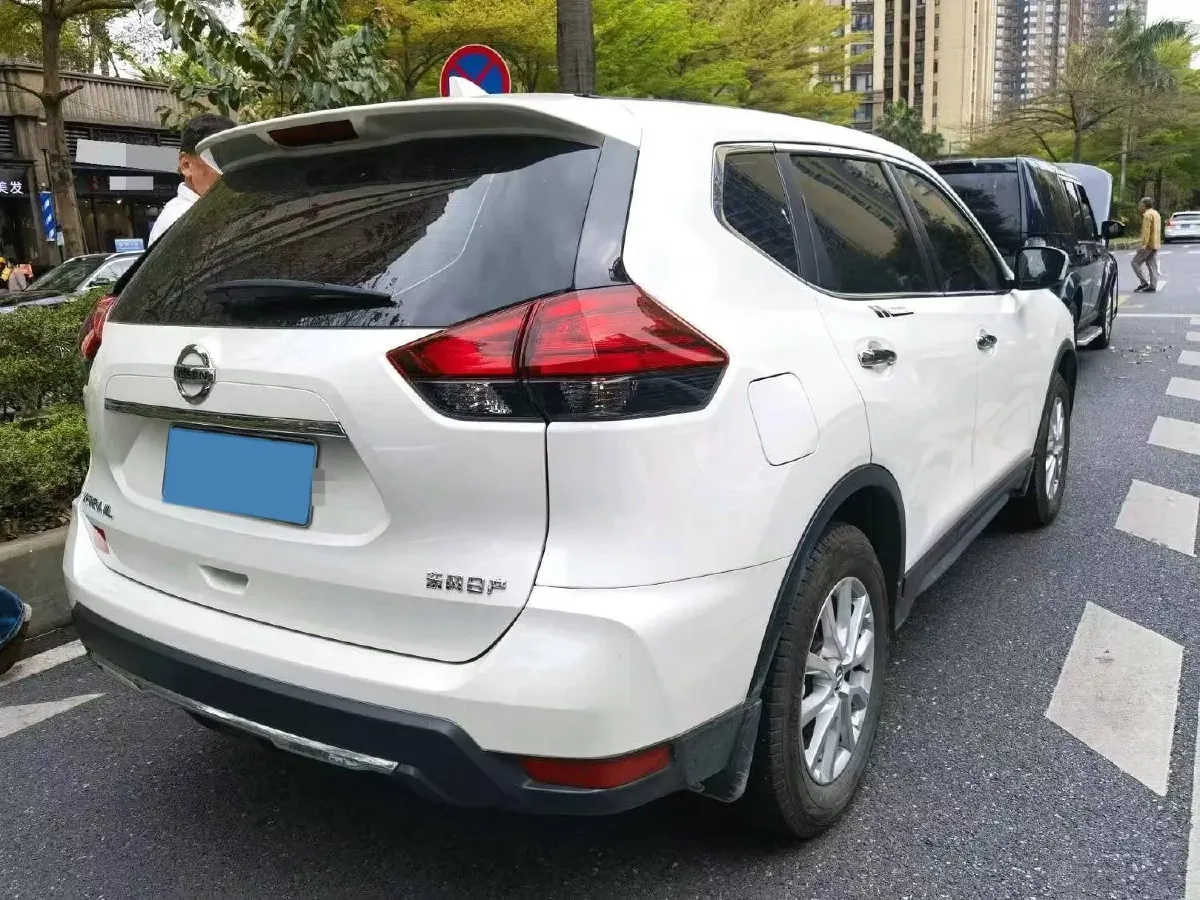 2023 Nissan X-Trail 2.0L 151HP L4 CVT,autocango,china used car exporter,china ev exporter,chinese used car exporter,chinese used ev exporter