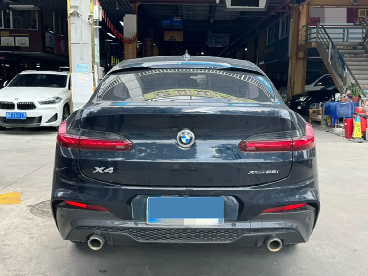 2021 BMW X4 2.0T 184HP L4 8AT,autocango,china used car exporter,china ev exporter,chinese used car exporter,chinese used ev exporter