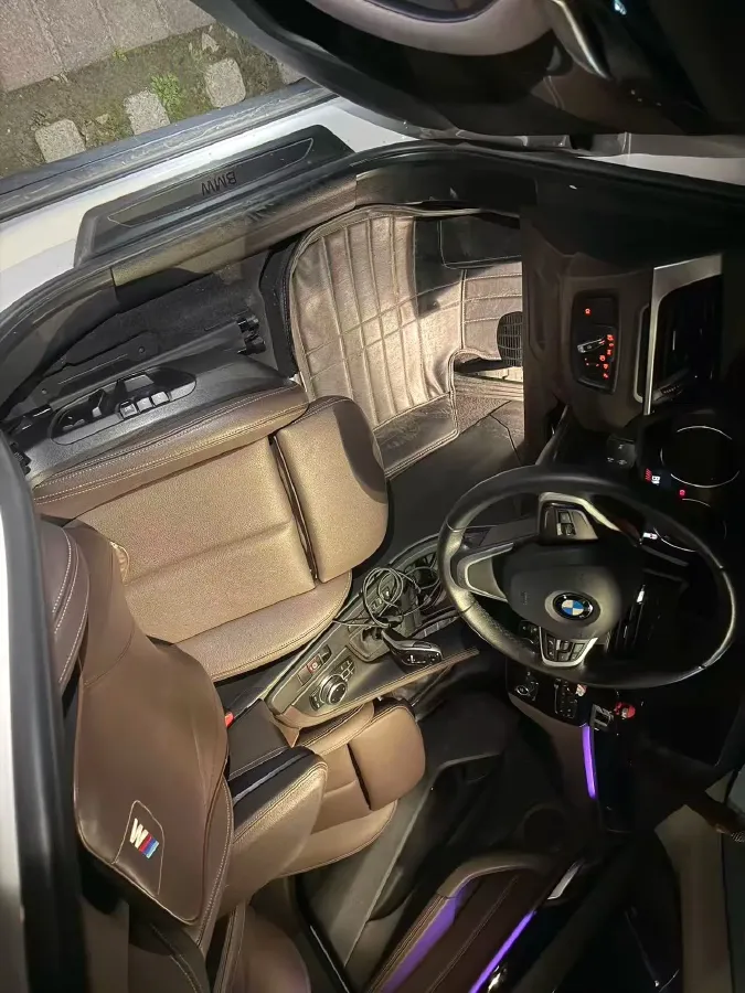 2020 BMW X1 2.0T 192HP L4 7DCT,autocango,china used car exporter,china ev exporter,chinese used car exporter,chinese used ev exporter