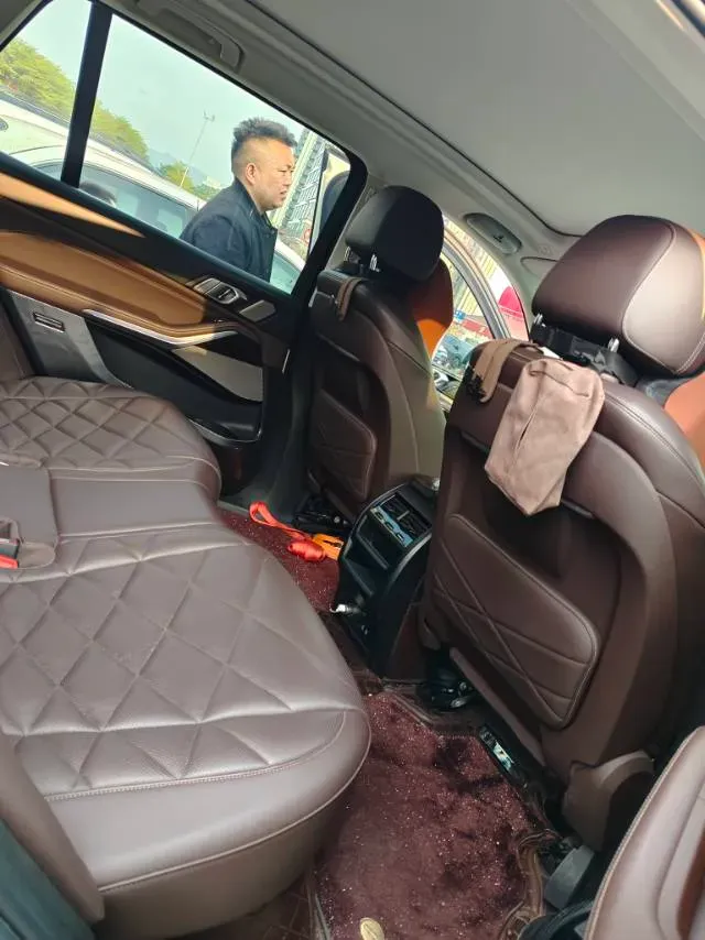 2022 BMW X5 2.0T 245HP L4 8AT,autocango,china used car exporter,china ev exporter,chinese used car exporter,chinese used ev exporter