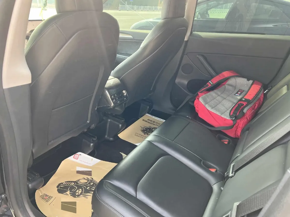 2022 Tesla Model Y BEV 60KWH,autocango,china used car exporter,china ev exporter,chinese used car exporter,chinese used ev exporter