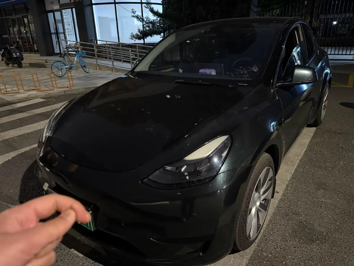 2022 Tesla Model Y BEV 60KWH,autocango,china used car exporter,china ev exporter,chinese used car exporter,chinese used ev exporter