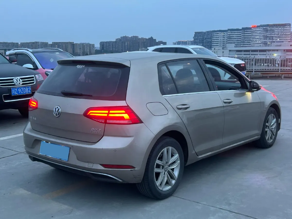 2018 Volkswagen Golf 1.4T 131HP L4 7DCT,autocango,china used car exporter,china ev exporter,chinese used car exporter,chinese used ev exporter