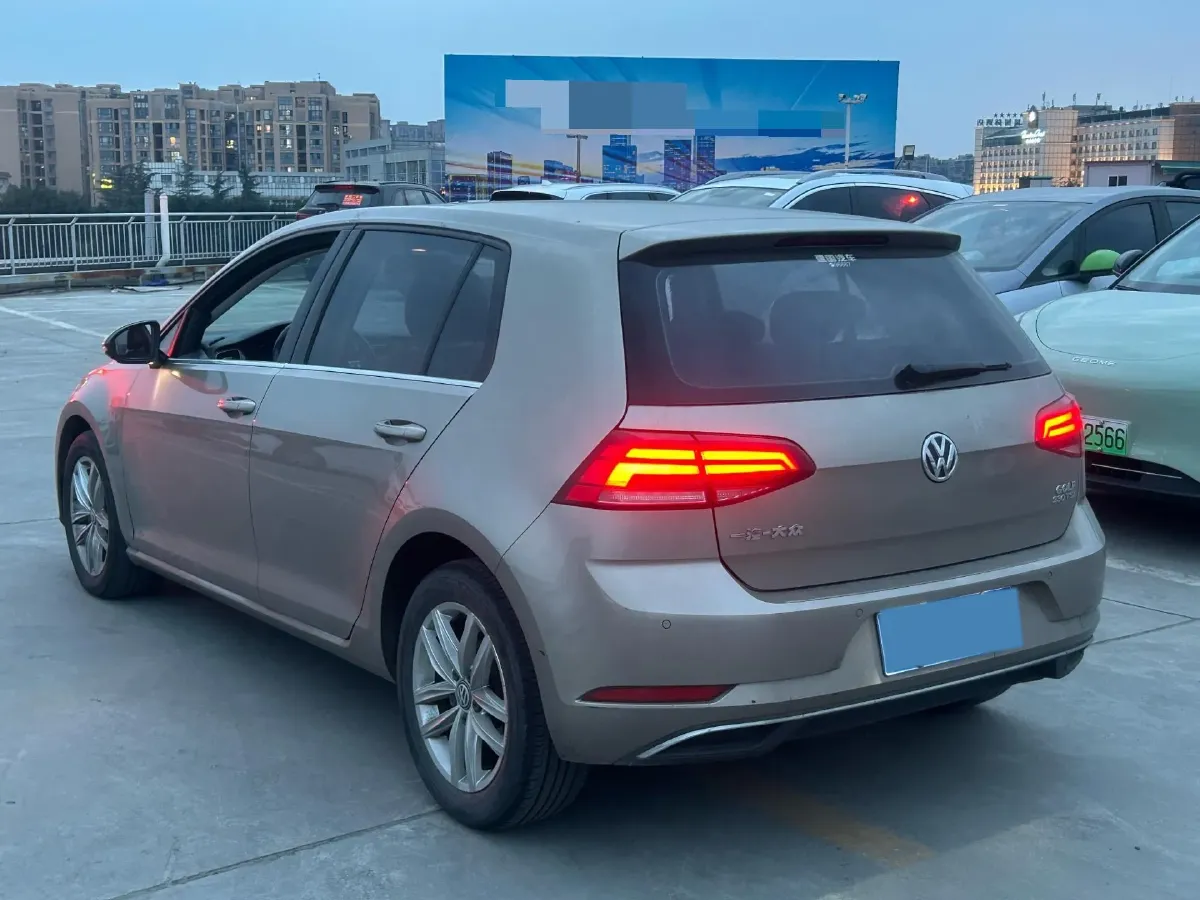 2018 Volkswagen Golf 1.4T 131HP L4 7DCT,autocango,china used car exporter,china ev exporter,chinese used car exporter,chinese used ev exporter