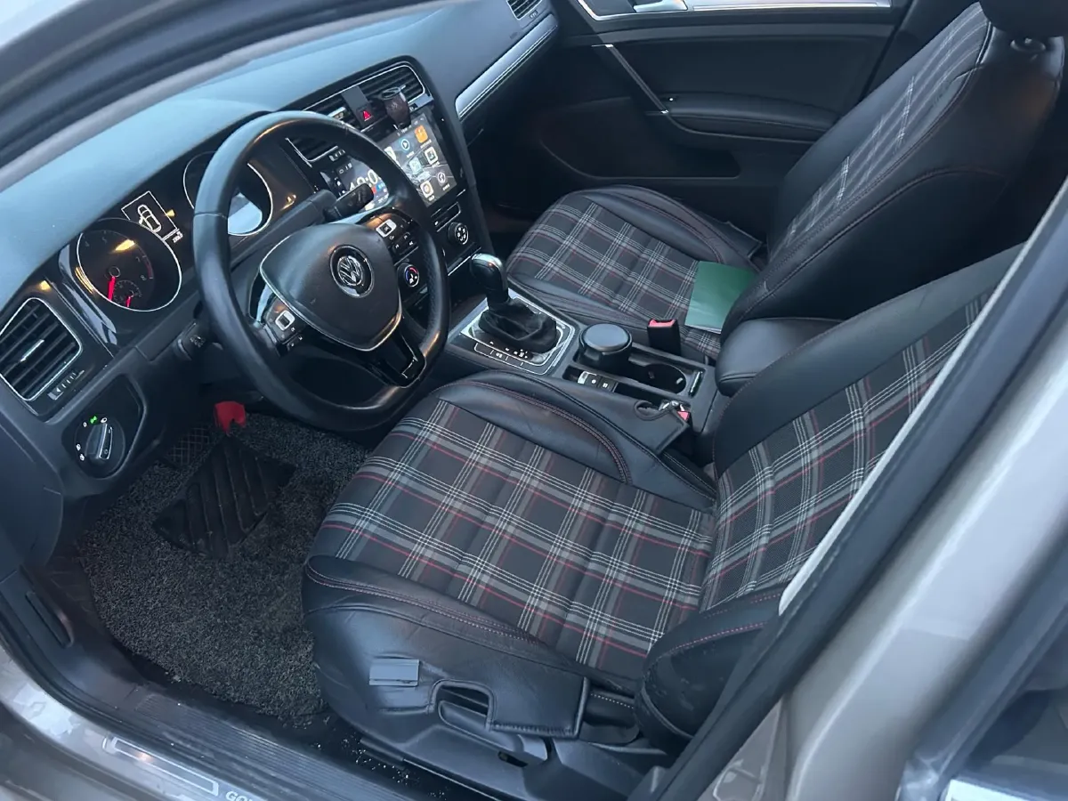 2018 Volkswagen Golf 1.4T 131HP L4 7DCT,autocango,china used car exporter,china ev exporter,chinese used car exporter,chinese used ev exporter