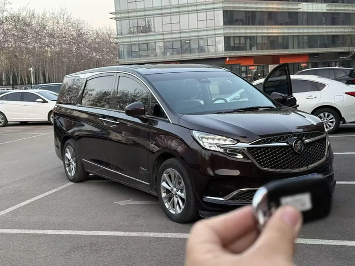 2022 Buick GL8 2.0T 237HP L4 9AT,autocango,china used car exporter,china ev exporter,chinese used car exporter,chinese used ev exporter