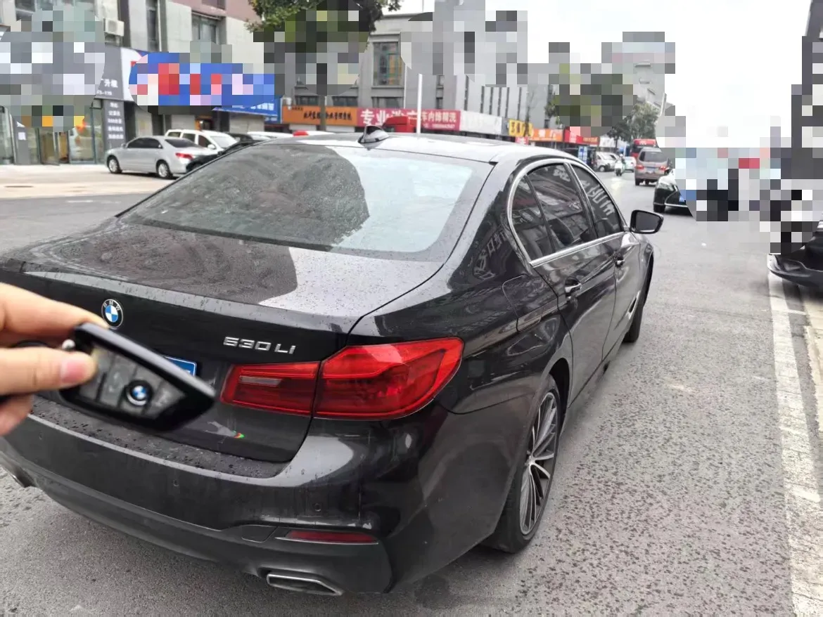 2020 BMW 5 Series 2.0T 252HP L4 8AT,autocango,china used car exporter,china ev exporter,chinese used car exporter,chinese used ev exporter