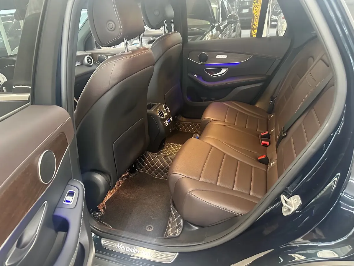 2022 Mercedes-Benz GLC Class 2.0T 197HP L4 9AT,autocango,china used car exporter,china ev exporter,chinese used car exporter,chinese used ev exporter