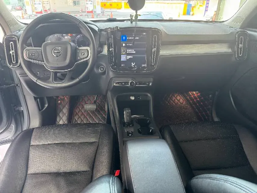 2021 Volvo XC40 1.5T 163HP L3 8AT,autocango,china used car exporter,china ev exporter,chinese used car exporter,chinese used ev exporter