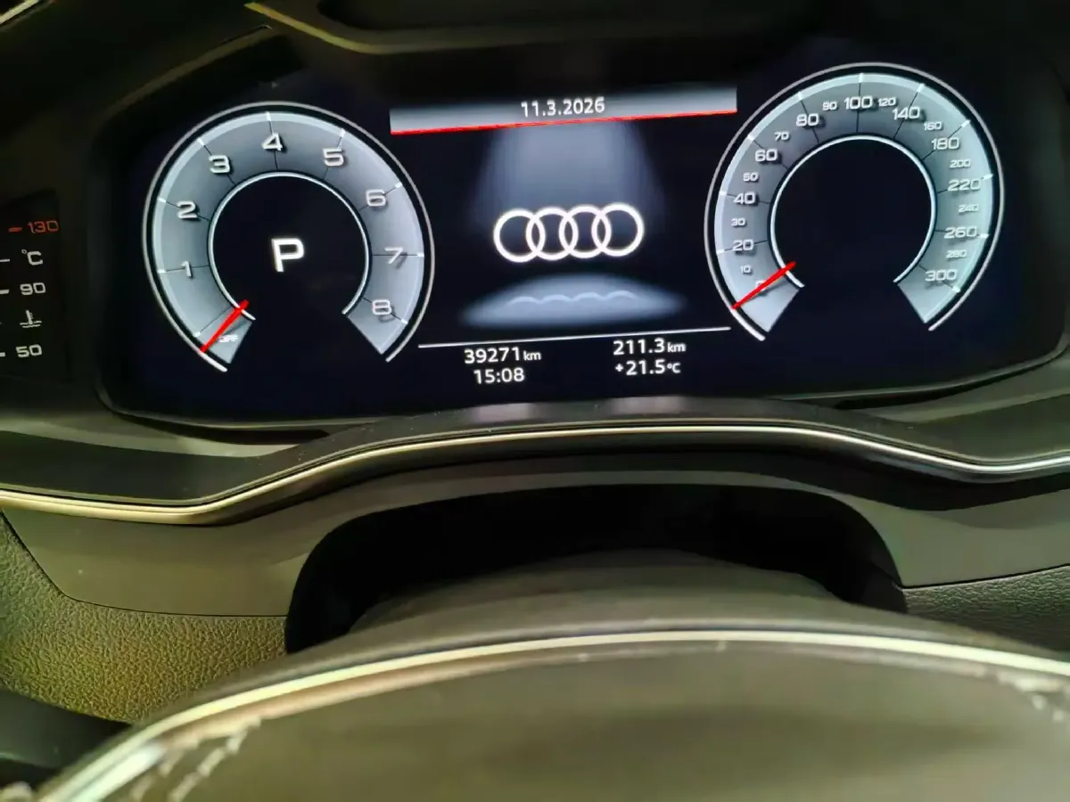 2024 Audi A7L 2.0T 245HP L4 7DCT,autocango,china used car exporter,china ev exporter,chinese used car exporter,chinese used ev exporter