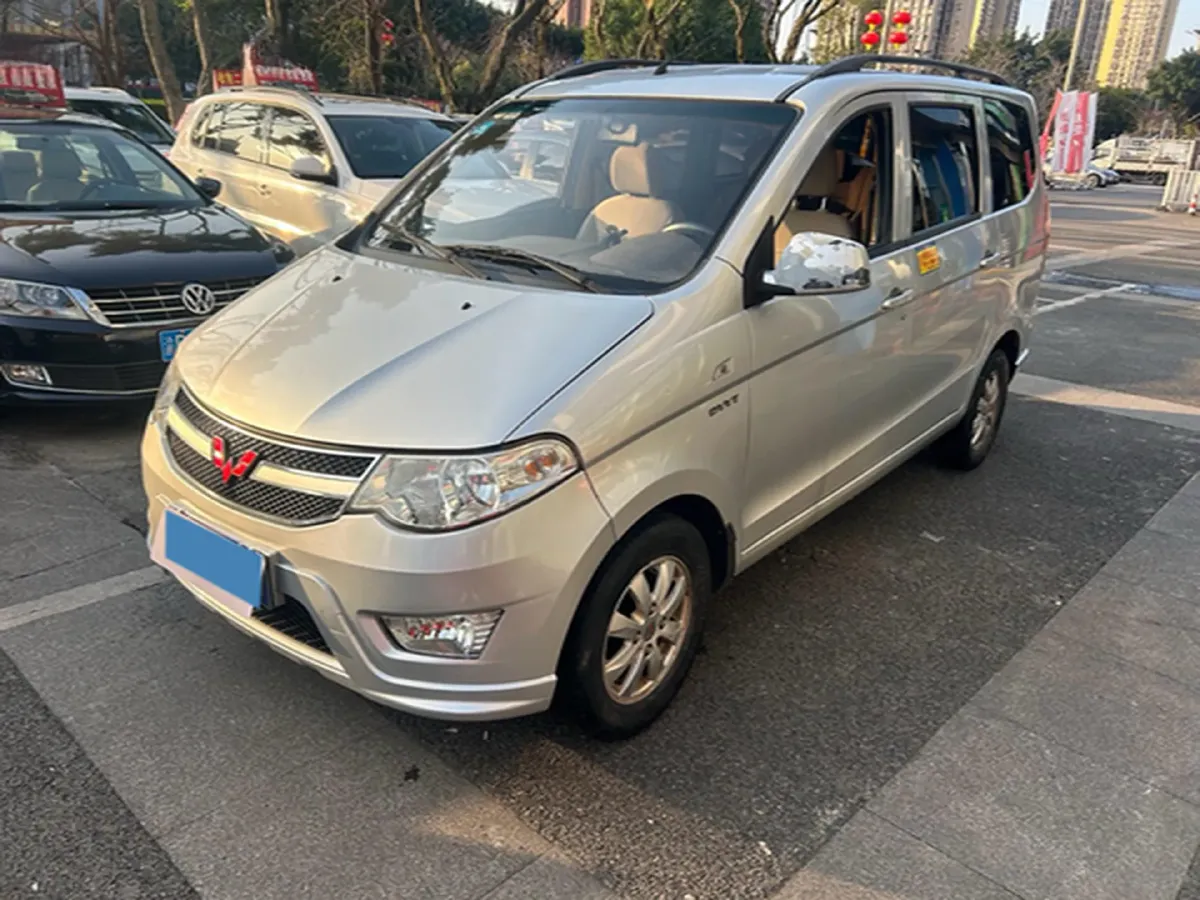 2016 WuLing HongGuang 1.5L 112HP L4 5MT,autocango,china used car exporter,china ev exporter,chinese used car exporter,chinese used ev exporter
