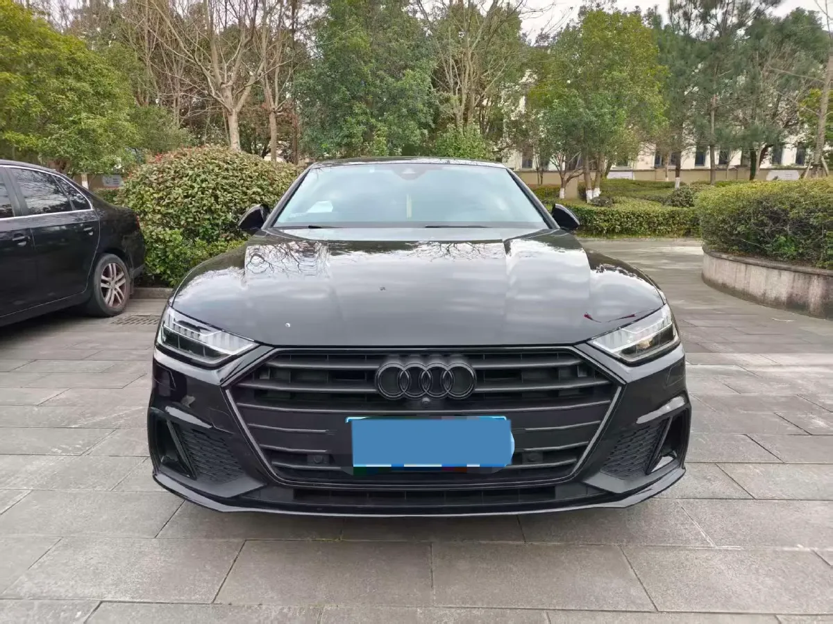2023 Audi A7 2.0T 265HP L4 7DCT,autocango,china used car exporter,china ev exporter,chinese used car exporter,chinese used ev exporter
