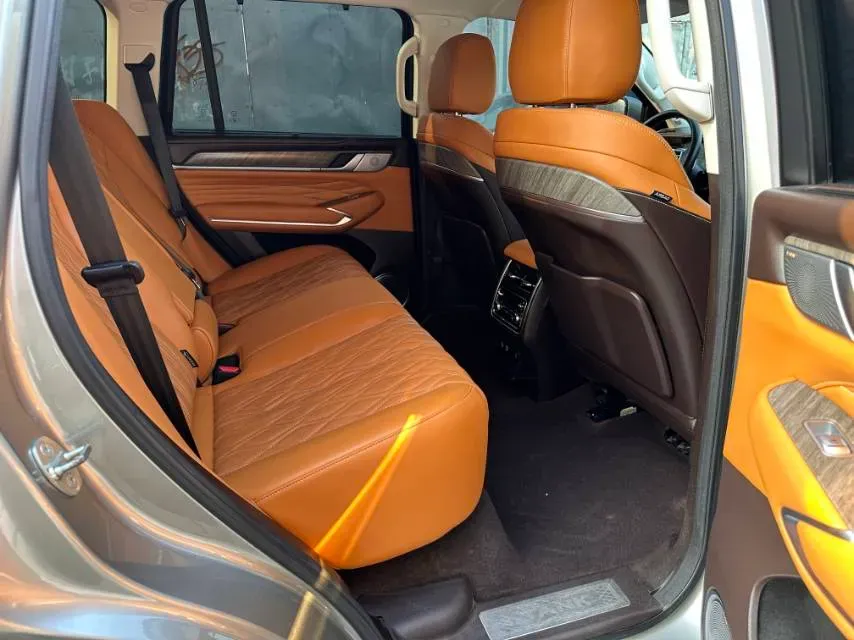 2022 Tank 500 3.0T 360HP V6 9AT,autocango,china used car exporter,china ev exporter,chinese used car exporter,chinese used ev exporter