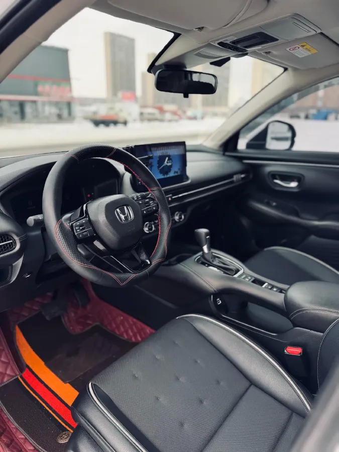 2023 Honda ZR-V 1.5T 182HP L4 CVT,autocango,china used car exporter,china ev exporter,chinese used car exporter,chinese used ev exporter