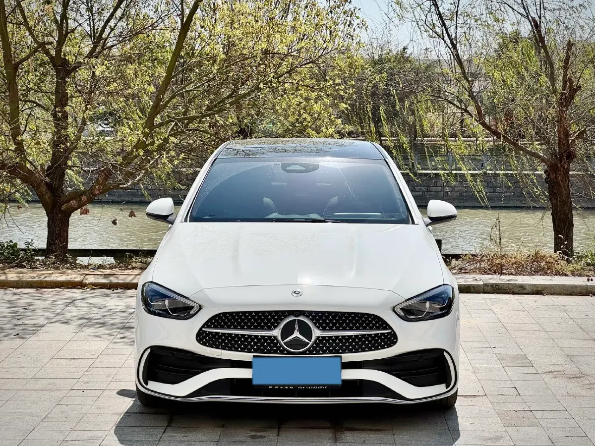 2025 Mercedes-Benz C Class 1.5T 204HP L4 9AT,autocango,china used car exporter,china ev exporter,chinese used car exporter,chinese used ev exporter
