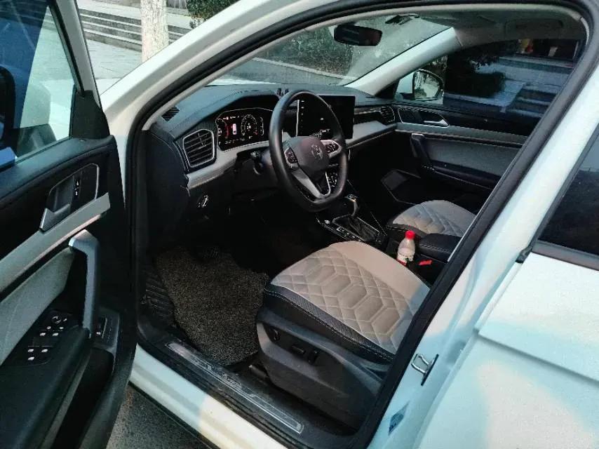 2023 Volkswagen Tayron 2.0T 186HP L4 7DCT,autocango,china used car exporter,china ev exporter,chinese used car exporter,chinese used ev exporter