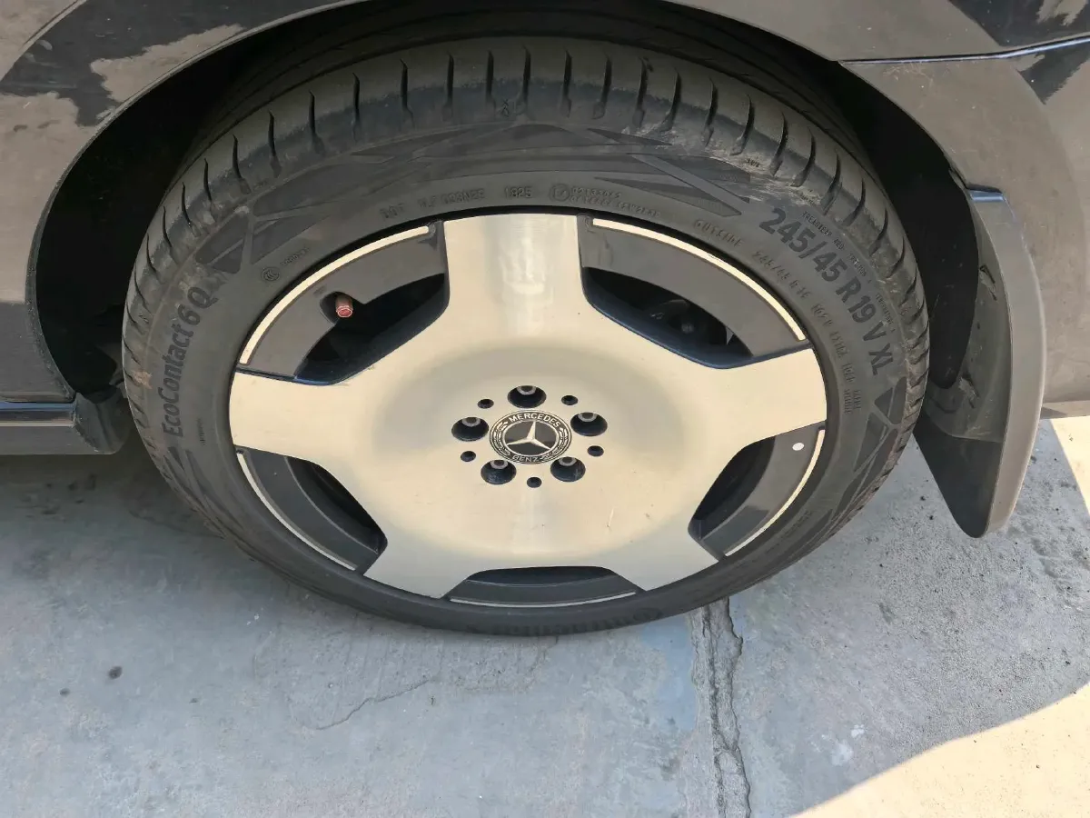 2024 Mercedes-Benz V Class 2.0T 231HP L4 9AT,autocango,china used car exporter,china ev exporter,chinese used car exporter,chinese used ev exporter