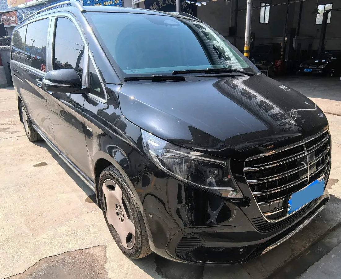 2024 Mercedes-Benz V Class 2.0T 231HP L4 9AT,autocango,china used car exporter,china ev exporter,chinese used car exporter,chinese used ev exporter