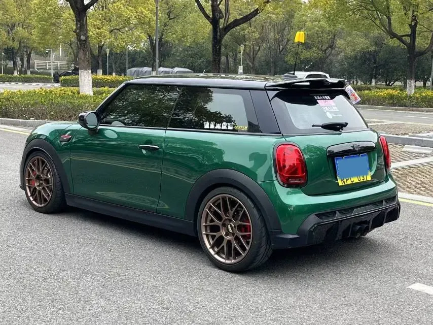 2022 MINI MINI 1.5T 136HP L3 7DCT,autocango,china used car exporter,china ev exporter,chinese used car exporter,chinese used ev exporter