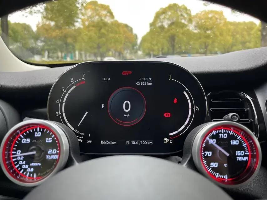 2022 MINI MINI 1.5T 136HP L3 7DCT,autocango,china used car exporter,china ev exporter,chinese used car exporter,chinese used ev exporter