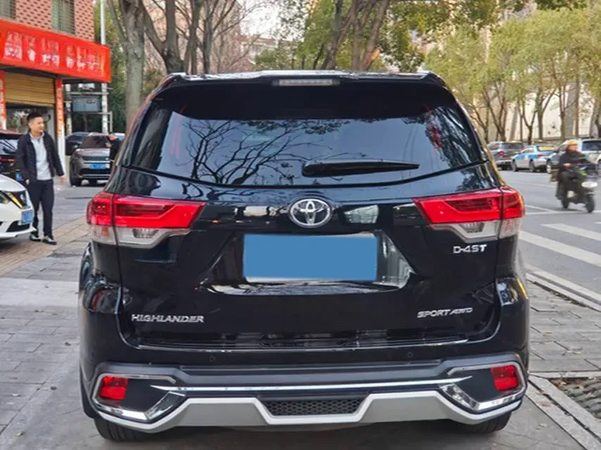 2021 Toyota Highlander 2.0T 220HP L4 6AT,autocango,china used car exporter,china ev exporter,chinese used car exporter,chinese used ev exporter