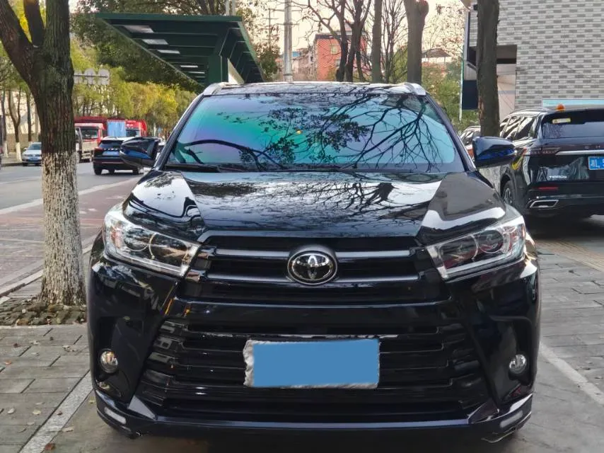 2021 Toyota Highlander 2.0T 220HP L4 6AT,autocango,china used car exporter,china ev exporter,chinese used car exporter,chinese used ev exporter