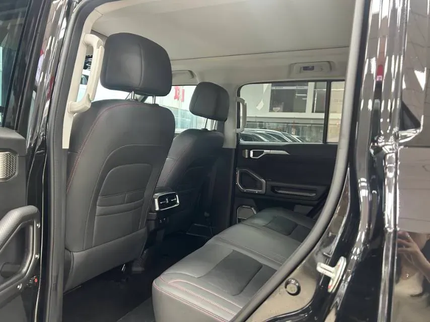 2023 Jetour Traveller 1.5T 184HP L4 7DCT,autocango,china used car exporter,china ev exporter,chinese used car exporter,chinese used ev exporter