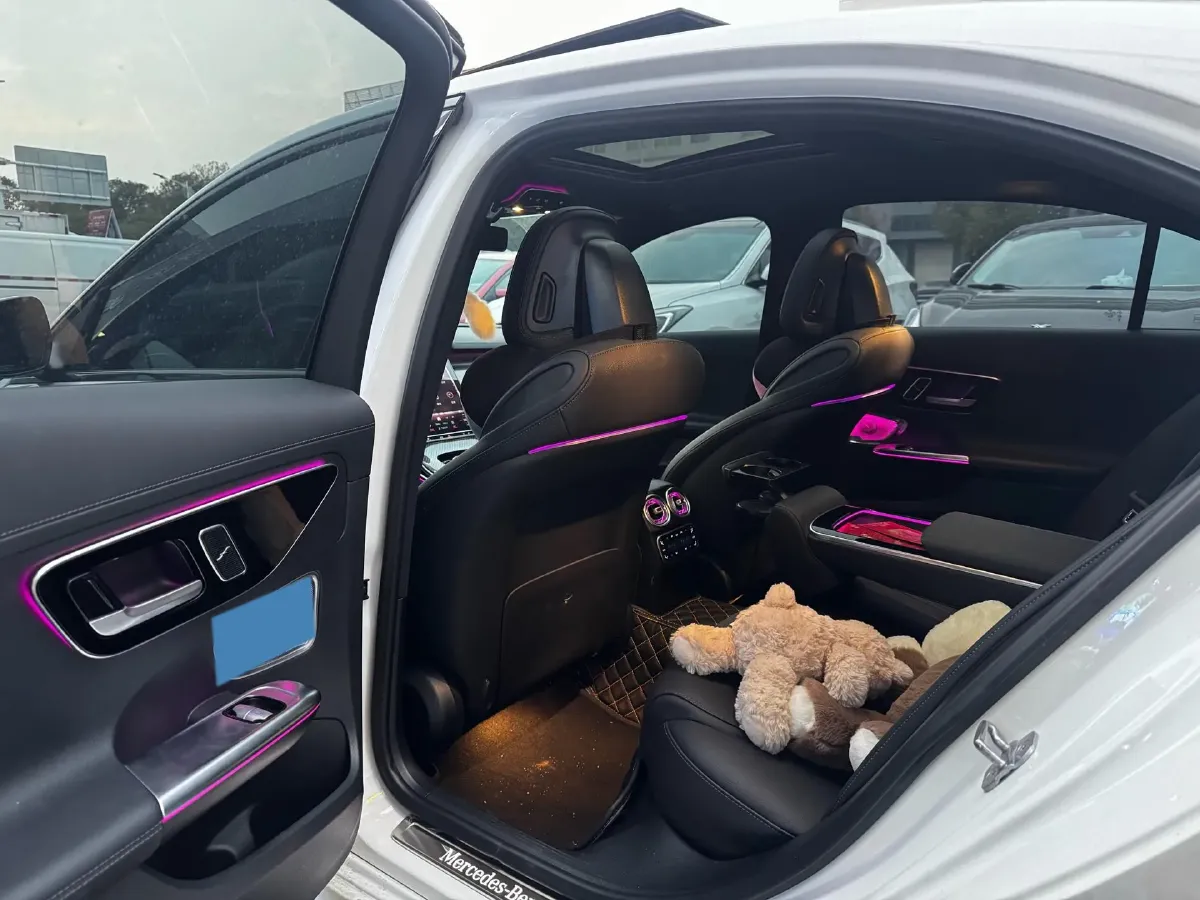 2024 Mercedes-Benz C Class 1.5T 204HP L4 9AT,autocango,china used car exporter,china ev exporter,chinese used car exporter,chinese used ev exporter