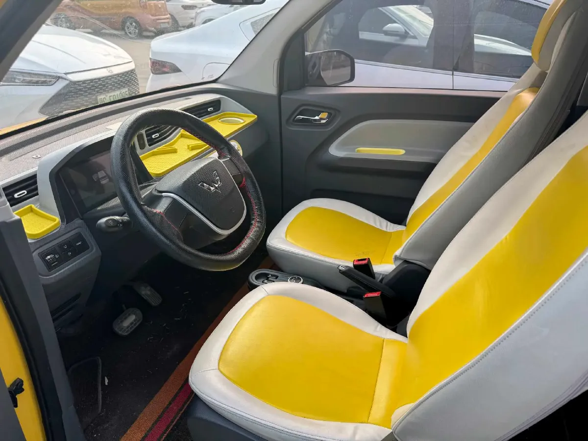 2021 WuLing HongGuang MINI EV BEV 9.3KWH,autocango,china used car exporter,china ev exporter,chinese used car exporter,chinese used ev exporter