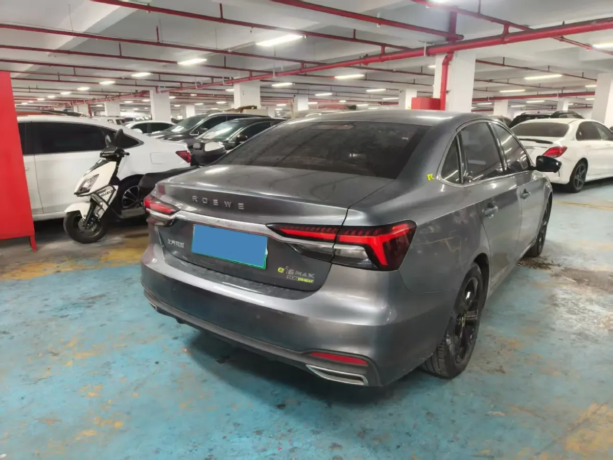 2020 Roewe i6 MAX 1.5T 169HP L4 AMT PHEV,autocango,china used car exporter,china ev exporter,chinese used car exporter,chinese used ev exporter
