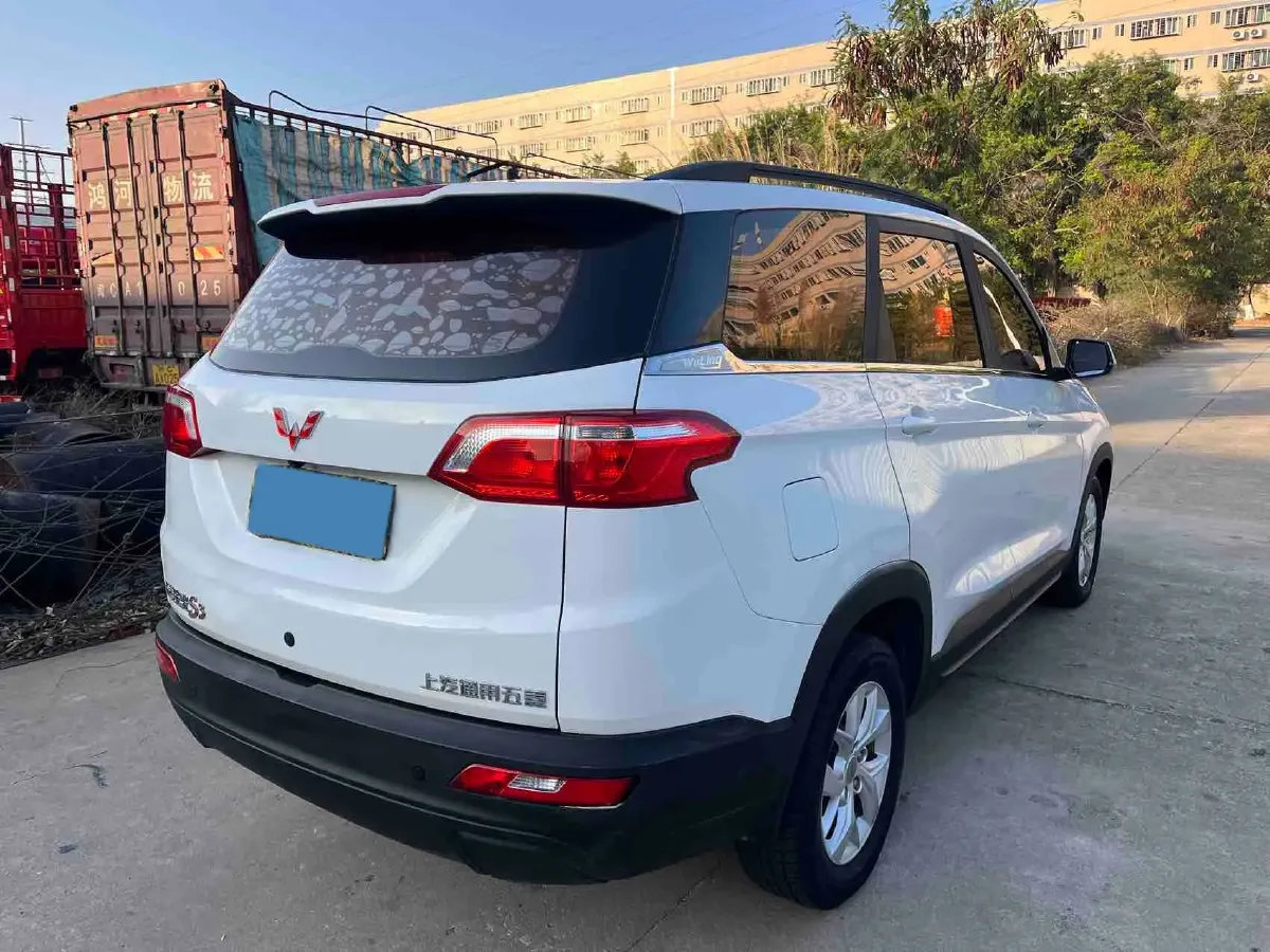 2018 WuLing HongGuang S3 1.5L 112HP L4 6MT,autocango,china used car exporter,china ev exporter,chinese used car exporter,chinese used ev exporter