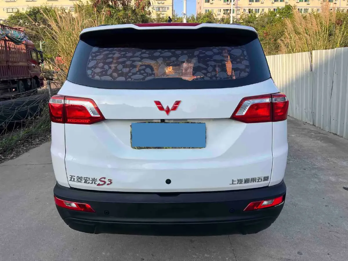 2018 WuLing HongGuang S3 1.5L 112HP L4 6MT,autocango,china used car exporter,china ev exporter,chinese used car exporter,chinese used ev exporter