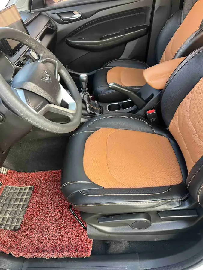 2018 WuLing HongGuang S3 1.5L 112HP L4 6MT,autocango,china used car exporter,china ev exporter,chinese used car exporter,chinese used ev exporter