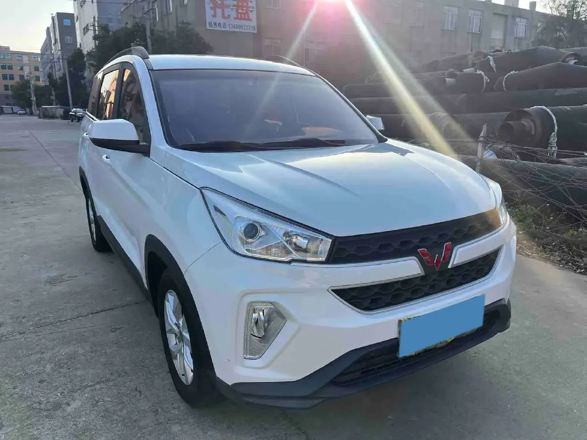 2018 WuLing HongGuang S3 1.5L 112HP L4 6MT,autocango,china used car exporter,china ev exporter,chinese used car exporter,chinese used ev exporter