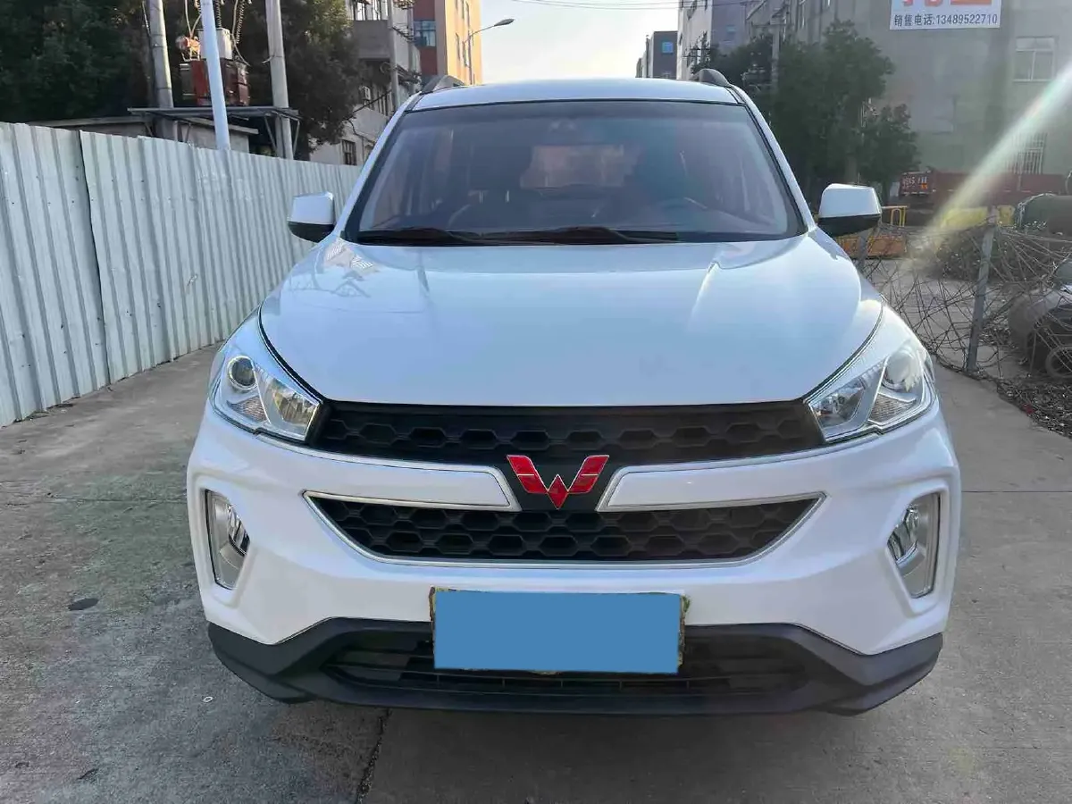 2018 WuLing HongGuang S3 1.5L 112HP L4 6MT,autocango,china used car exporter,china ev exporter,chinese used car exporter,chinese used ev exporter