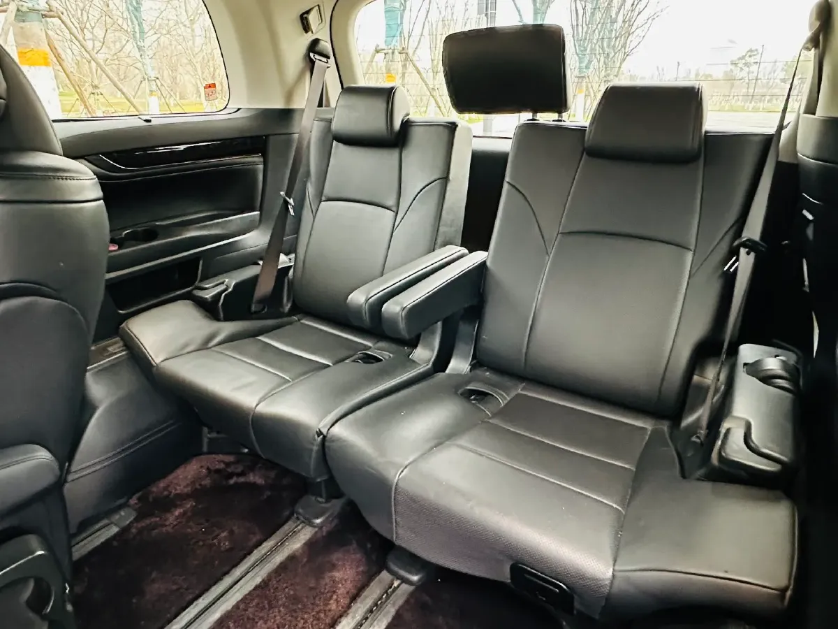 2023 Toyota Vellfire 2.5L 117HP L4 E-CVT Hybrid,autocango,china used car exporter,china ev exporter,chinese used car exporter,chinese used ev exporter