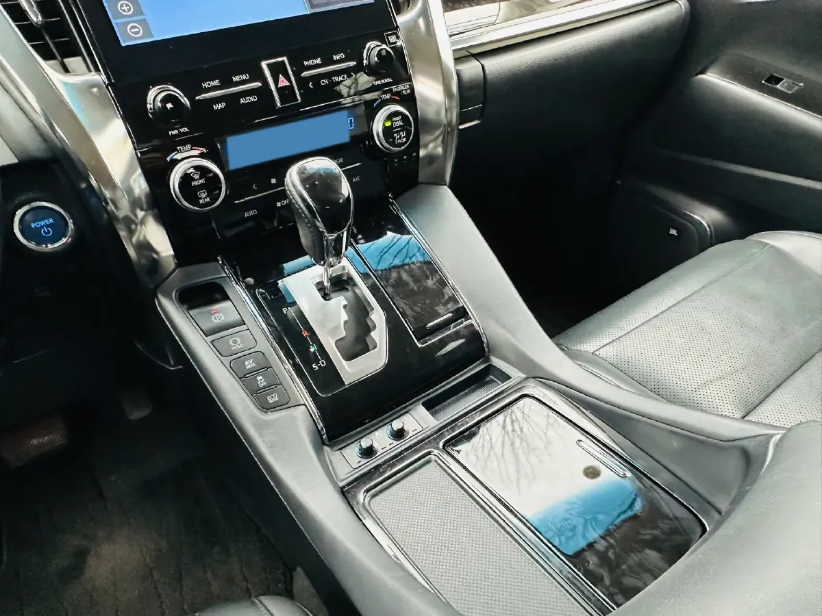 2023 Toyota Vellfire 2.5L 117HP L4 E-CVT Hybrid,autocango,china used car exporter,china ev exporter,chinese used car exporter,chinese used ev exporter