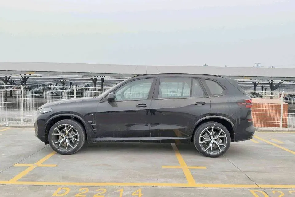 2023 BMW X5 2.0T 258HP L4 8AT,autocango,china used car exporter,china ev exporter,chinese used car exporter,chinese used ev exporter