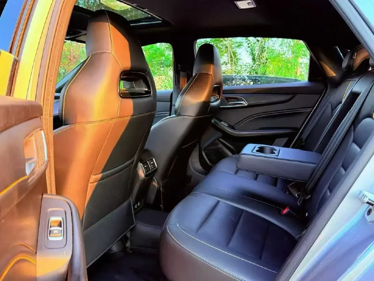 2020 MG MG6 1.5T 181HP L4 7DCT,autocango,china used car exporter,china ev exporter,chinese used car exporter,chinese used ev exporter