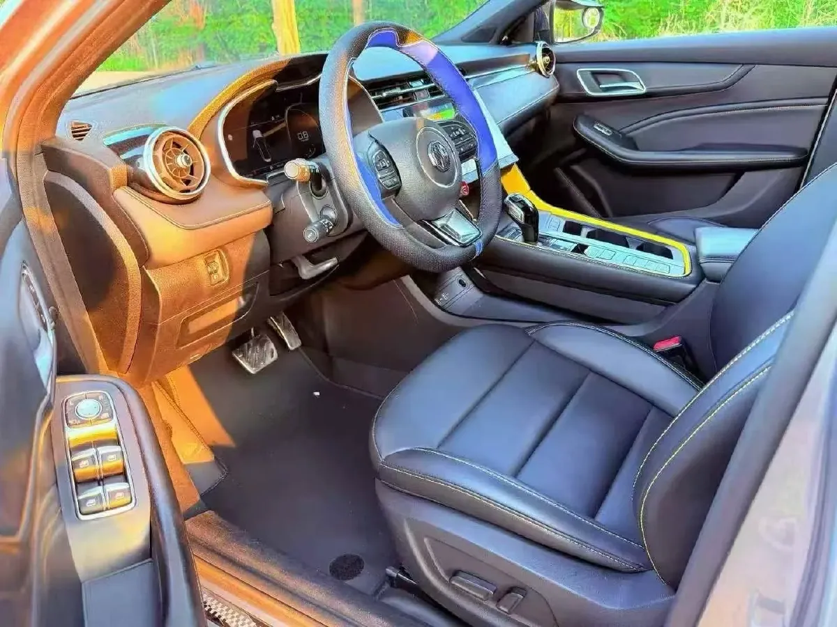 2020 MG MG6 1.5T 181HP L4 7DCT,autocango,china used car exporter,china ev exporter,chinese used car exporter,chinese used ev exporter