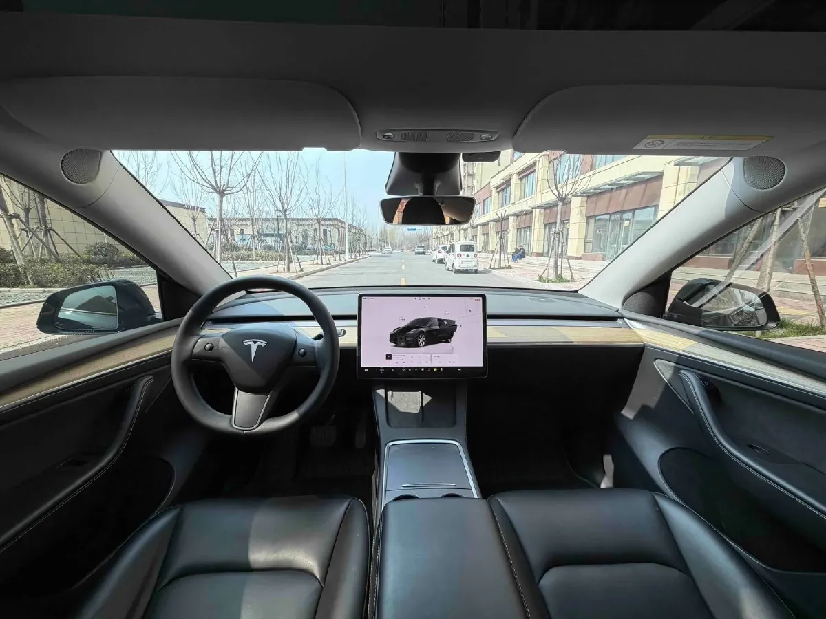 2022 Tesla Model Y BEV 60KWH,autocango,china used car exporter,china ev exporter,chinese used car exporter,chinese used ev exporter