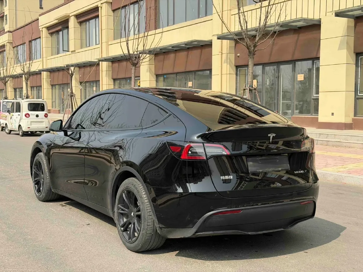 2022 Tesla Model Y BEV 60KWH,autocango,china used car exporter,china ev exporter,chinese used car exporter,chinese used ev exporter