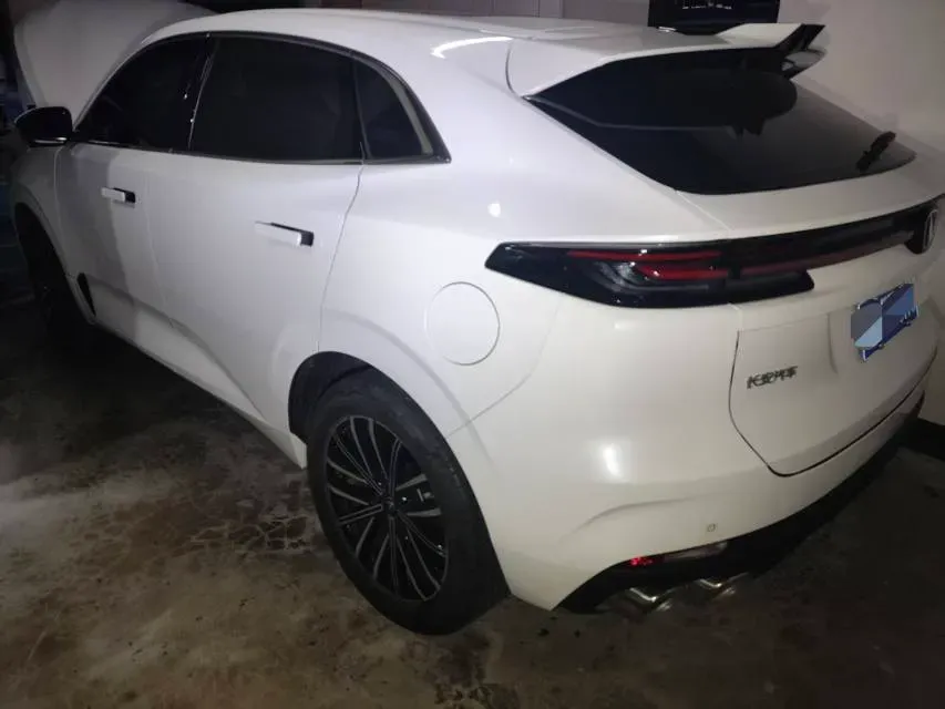 2024 ChangAn UNI-K 2.0T 233HP L4 8AT,autocango,china used car exporter,china ev exporter,chinese used car exporter,chinese used ev exporter