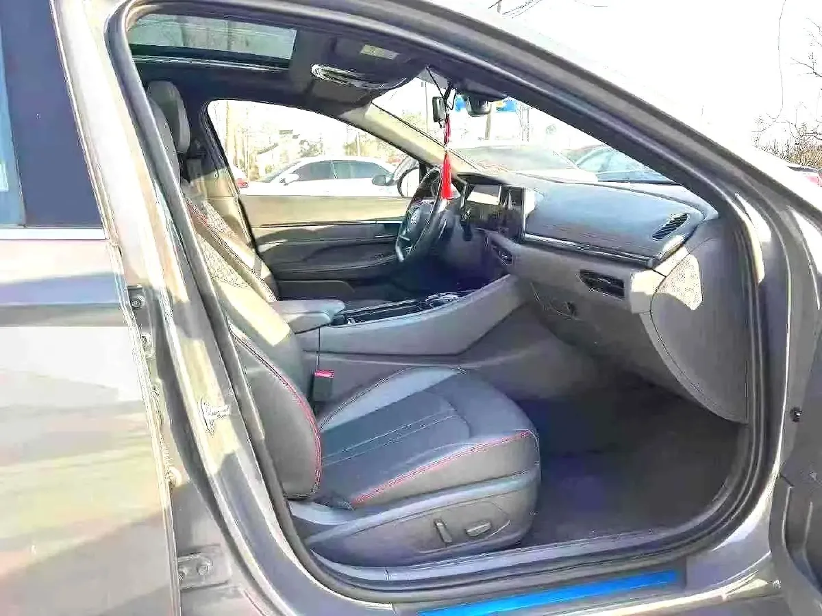 2020 Hyundai Sonata 2.0T 240HP L4 8AT,autocango,china used car exporter,china ev exporter,chinese used car exporter,chinese used ev exporter