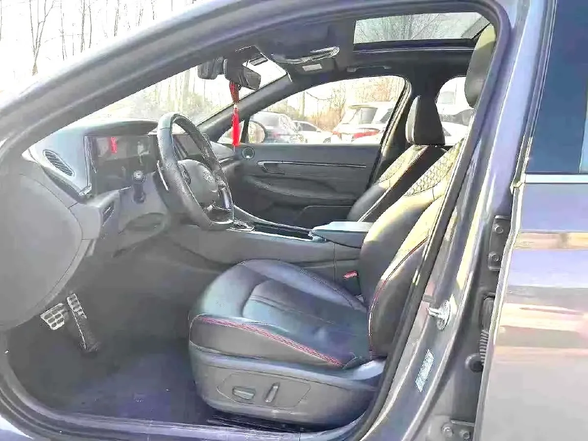 2020 Hyundai Sonata 2.0T 240HP L4 8AT,autocango,china used car exporter,china ev exporter,chinese used car exporter,chinese used ev exporter