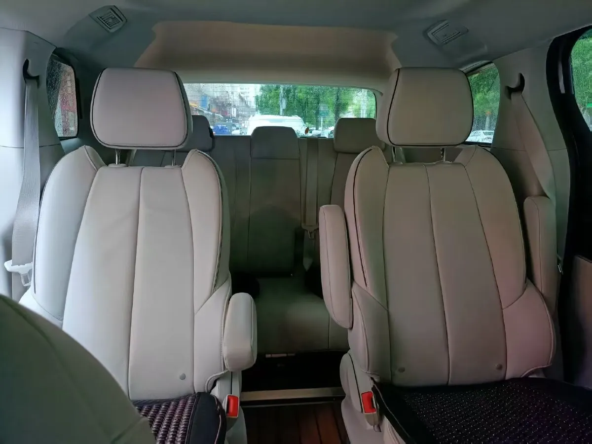 2021 Buick GL8 2.0T 237HP L4 9AT,autocango,china used car exporter,china ev exporter,chinese used car exporter,chinese used ev exporter