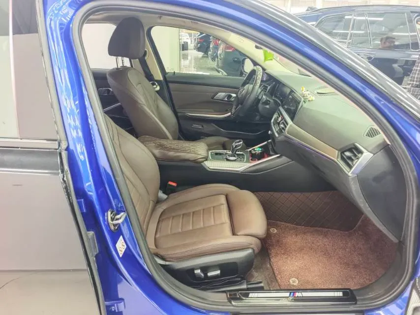 2021 BMW 3 Series 2.0T 184HP L4 8AT,autocango,china used car exporter,china ev exporter,chinese used car exporter,chinese used ev exporter