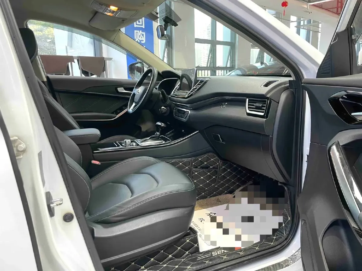 2018 FAW Senia R9 1.2T 143HP L4 7DCT,autocango,china used car exporter,china ev exporter,chinese used car exporter,chinese used ev exporter