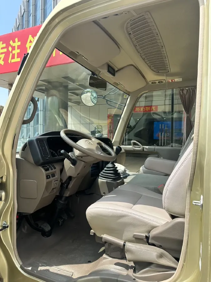2020 Iveco OuSheng 3.0T 146HP L4 6MT,autocango,china used car exporter,china ev exporter,chinese used car exporter,chinese used ev exporter