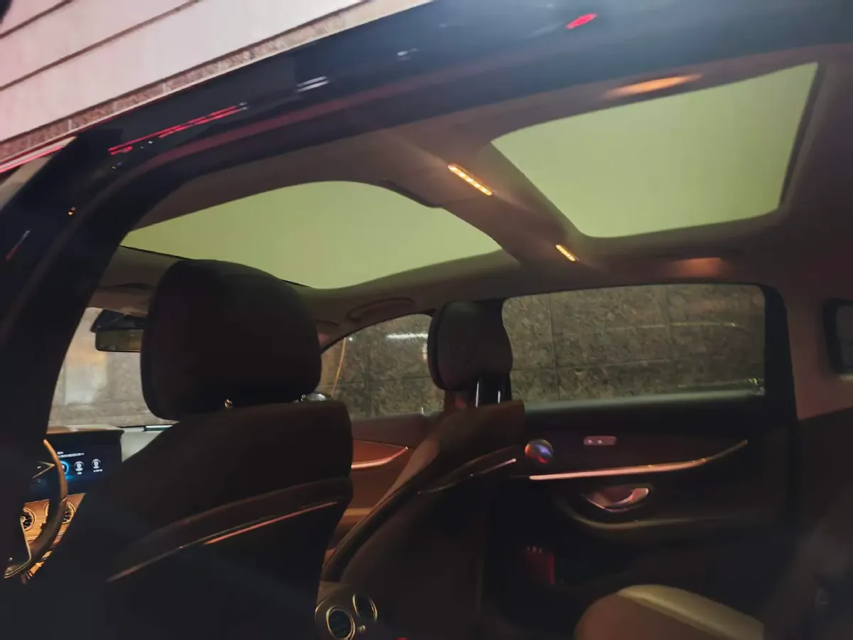 2023 Mercedes-Benz E Class 2.0T 258HP L4 9AT,autocango,china used car exporter,china ev exporter,chinese used car exporter,chinese used ev exporter